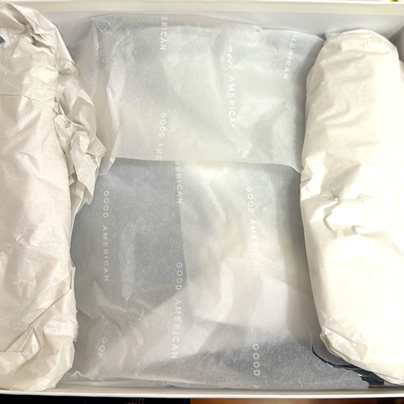 Good American Black Neoprene Ankle Lace Up Sandal Heels New In Box NIB - Picture 6 of 7